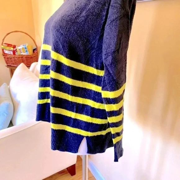 Vince Camuto Lightweight Navy Blue Turtleneck Sweater Women’s XS - Picture 5 of 10